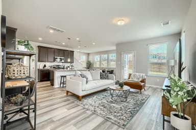 Place Preview main user avatar