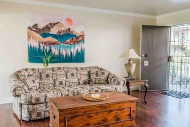 Place Preview main user avatar