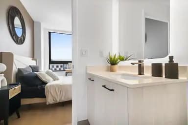 Place Preview main user avatar