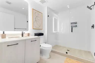 Place Preview main user avatar