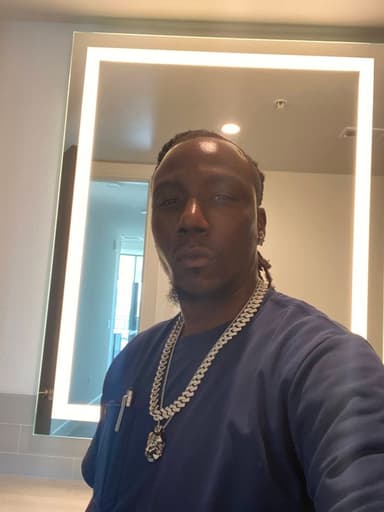 Profile Picture main user avatar