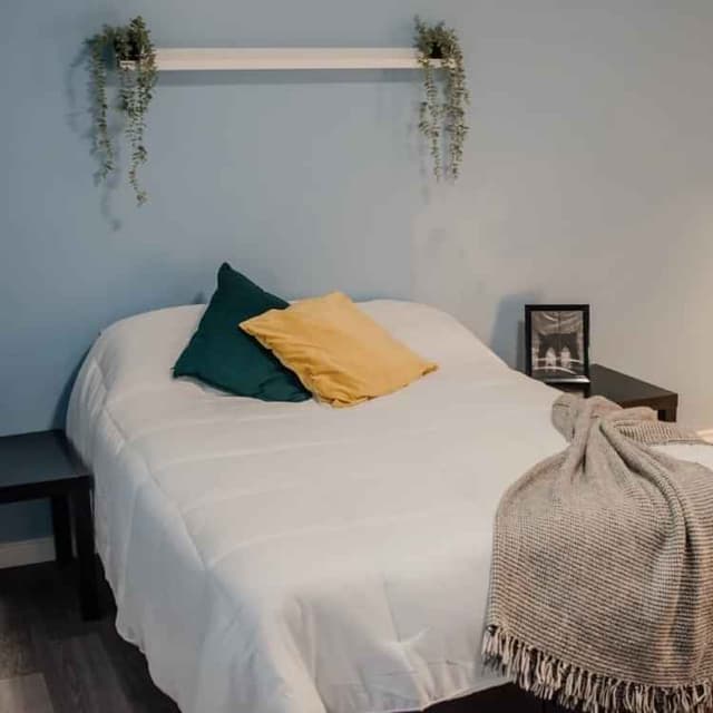 Laneway Room (7 Bed 4 Bath) main photo
