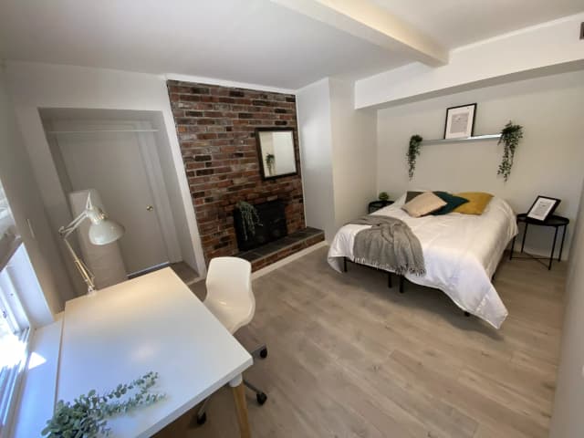 Roble Room (1 Bed 1 Bath) main photo