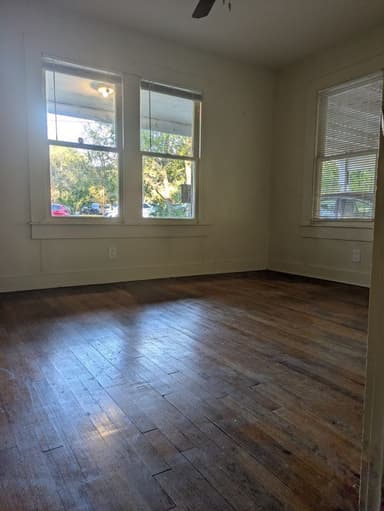 Place Preview main user avatar