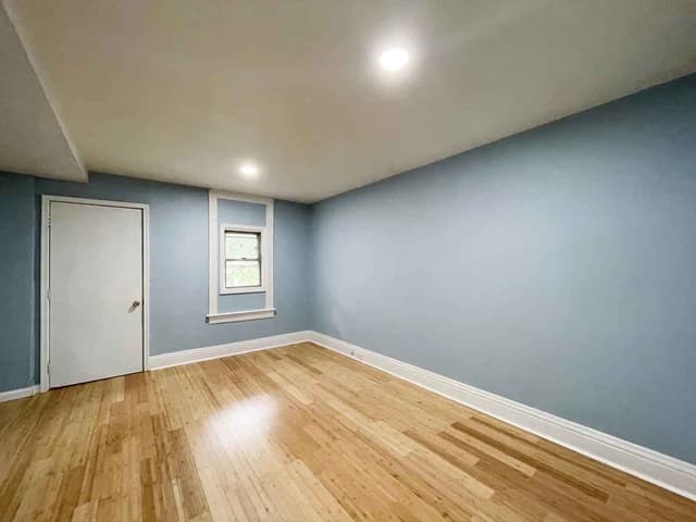 2 Bedroom 1 Bathroom main photo