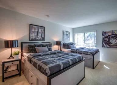 Place Preview main user avatar