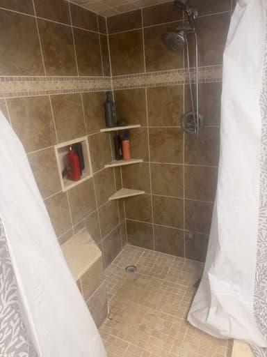 Place Preview main user avatar