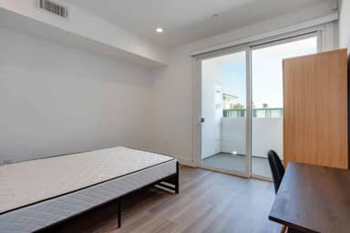 Place Preview main user avatar