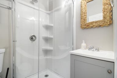 Place Preview main user avatar