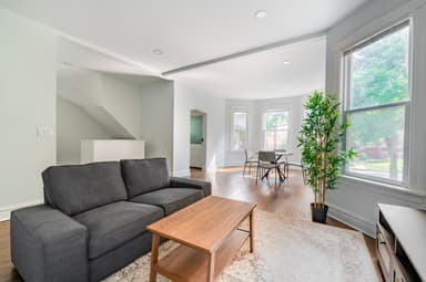 Place Preview main user avatar