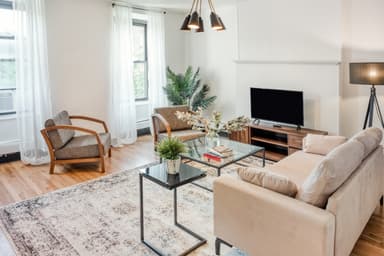 Place Preview main user avatar