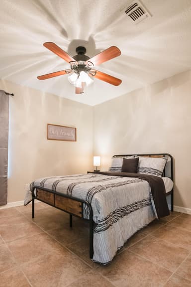 Place Preview main user avatar