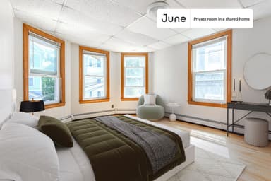 Place Preview main user avatar