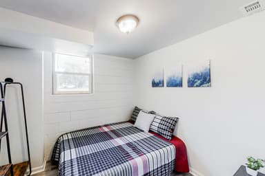 Place Preview main user avatar