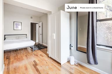 Place Preview main user avatar