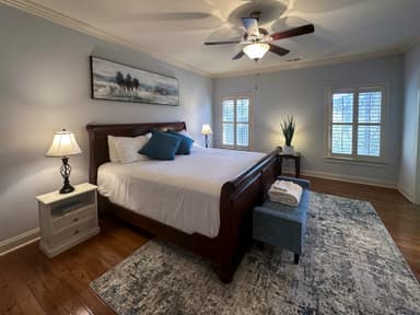 Place Preview main user avatar