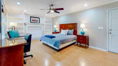 Place Preview main user avatar