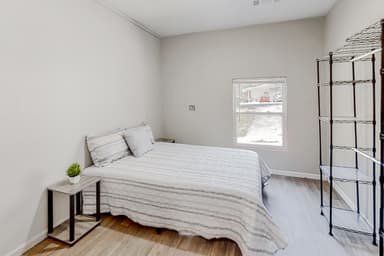 Place Preview main user avatar