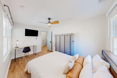 Place Preview main user avatar