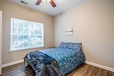 Place Preview main user avatar