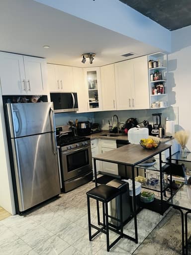 Place Preview main user avatar