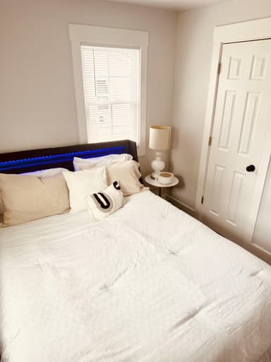 Place Preview main user avatar