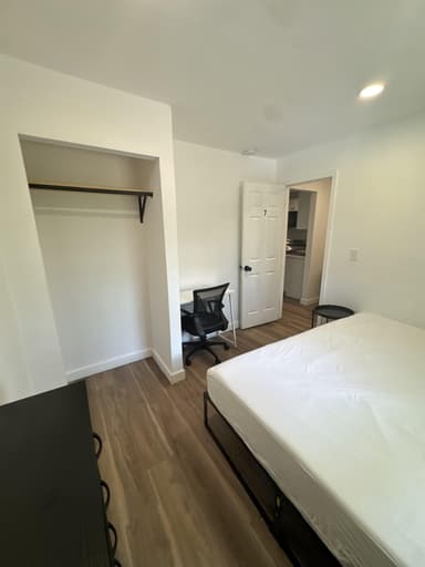 Place Preview main user avatar