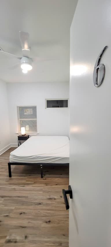 Place Preview main user avatar