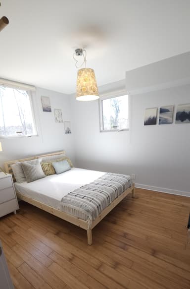 Place Preview main user avatar