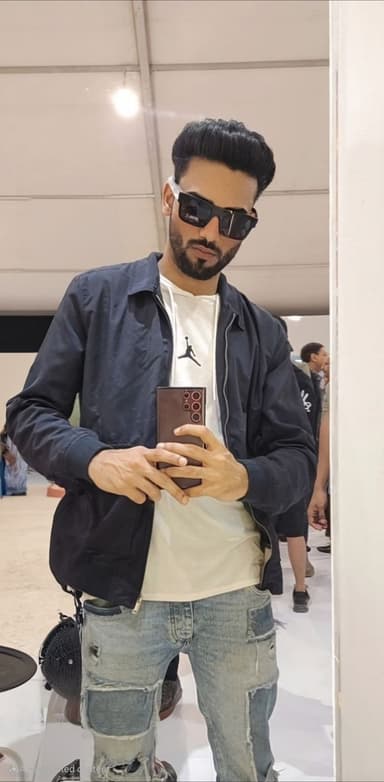 Profile Picture main user avatar