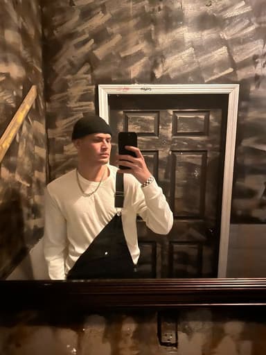 Profile Picture main user avatar