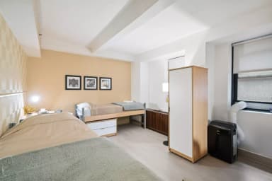 Place Preview main user avatar