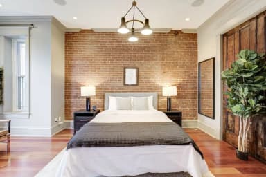 Place Preview main user avatar