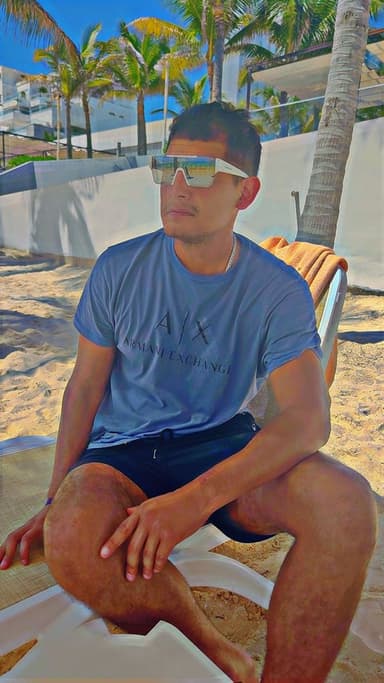 Profile Picture main user avatar