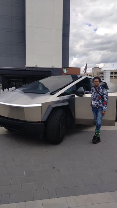 Profile Picture main user avatar