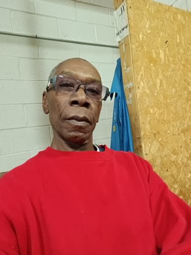 Profile Picture main user avatar