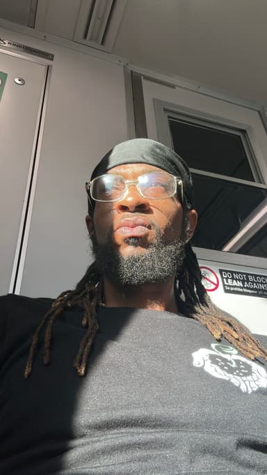 Profile Picture main user avatar