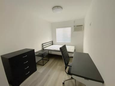 Place Preview main user avatar