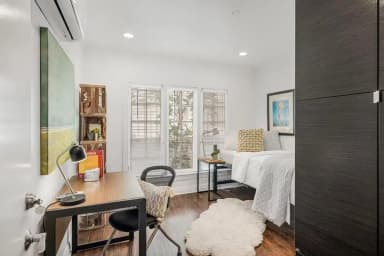 Place Preview main user avatar