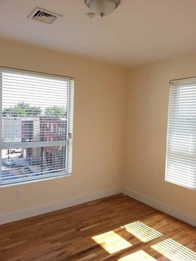 Place Preview main user avatar