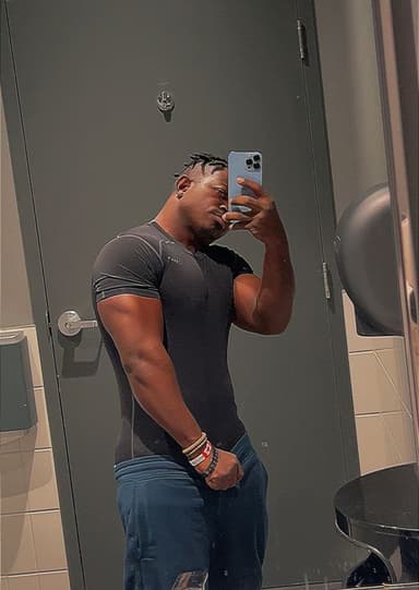 Profile Picture main user avatar