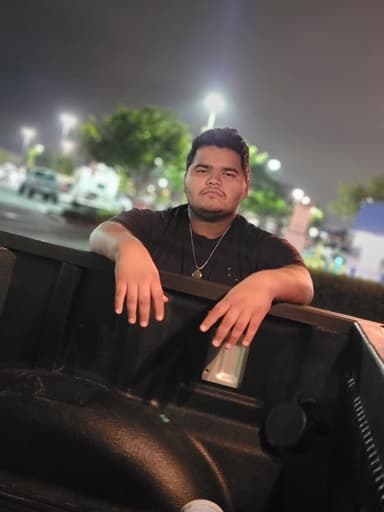Profile Picture main user avatar