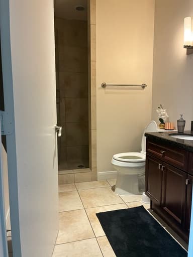 Place Preview main user avatar