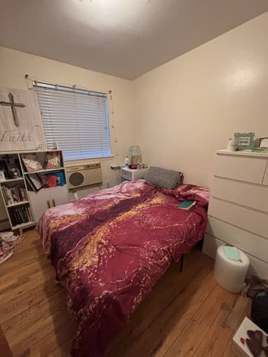 Place Preview main user avatar