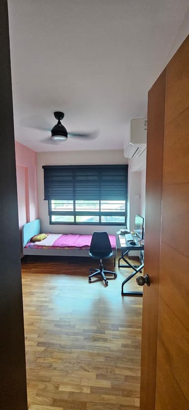 Place Preview main user avatar