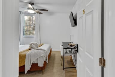 Place Preview main user avatar