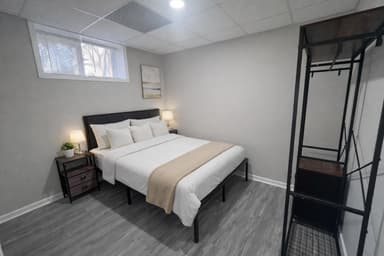 Place Preview main user avatar