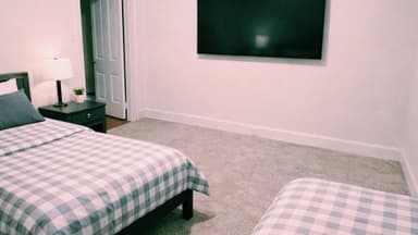 Place Preview main user avatar