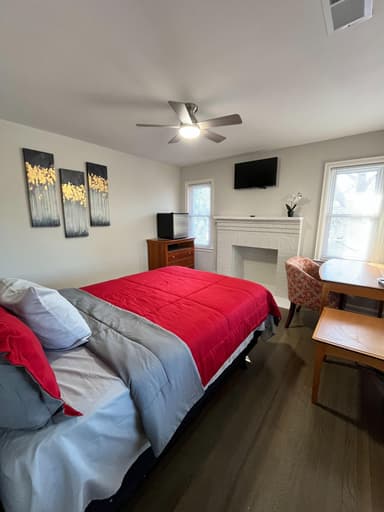 Place Preview main user avatar