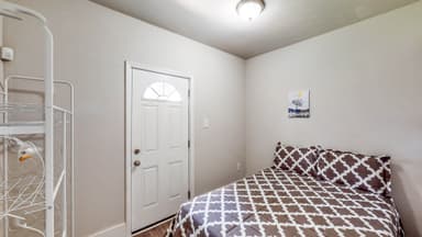 Place Preview main user avatar